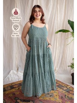 The Indian Ethnic Co. - Green A-Line Batik Hand Block Mul Dress With Attached Lining