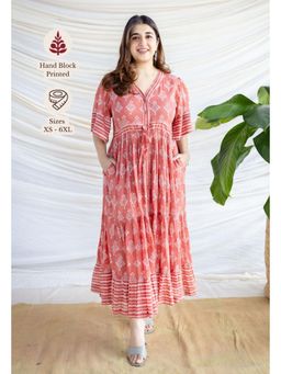 The Indian Ethnic Co. - Red A-Line Batik Hand Block Mul Dress With Slip (Set of 2)