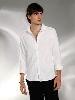 Campus Sutra - Mens Daisy White Cubic-Textured Shirt