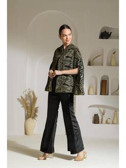 Ridhi Kapoor Label - Black Nazam Thread-Work and Swarovski Embroidered Co-Ord Set