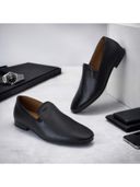 Black color option, Currently selected