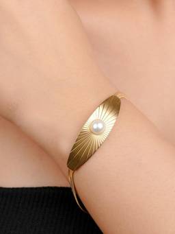 Zeraki Jewels - Dainty White Bracelet