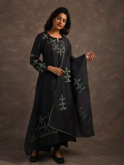 Naina Arunima - Multi-Color Applique Embroidery Kurta & Dupatta With Cotton Pant (Set of 3)