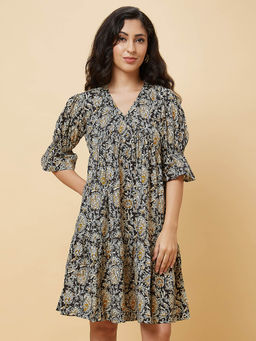 Globus - Women Black Floral Print V-Neck A-Line Tiered Dress