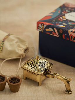 DecorTwist - Leela Dhoop Daani with Gift Box And Dhoop