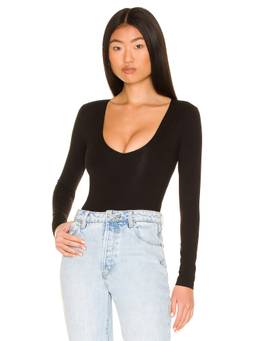 ALL THE WAYS - Odette Women's One-Shoulder Asymmetrical Satin Top Off White