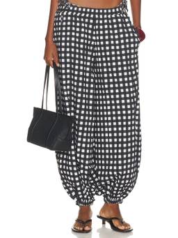 WeWoreWhat - Pull On Women's Elastic Waist Balloon Palazzo Pants Black