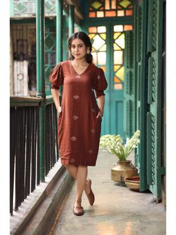 Sutra Art of Clothing - Women Brown Printed V-Neck Midi Dress