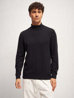 The Bear House - Mens Black Solid Regular Fit Turtle Neck T-Shirt