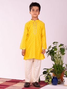 Vastramay - Boys Yellow and Cream Kurta Pyjama (Set of 2)
