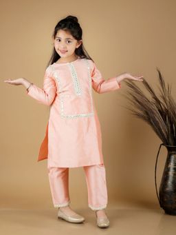 Vastramay - Girls Mirror Work Viscose Kurta & Pants (Set of 2)