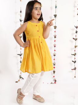Vastramay - Girls Handloom Cotton Kurta & Straight Pants (Set of 2)