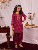 Pink color option, Sold out, Currently selected