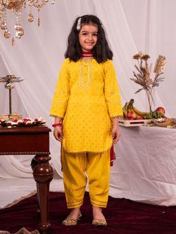 Vastramay - Girls Yellow Kurta Patiala with Dupatta (Set of 3)
