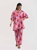 Pink color option, Currently selected