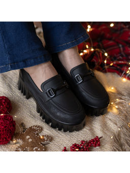 Coral Haze - Vegan Leather Womem Platform Loafers Black