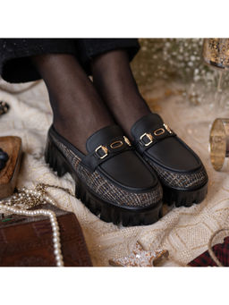 Coral Haze - Vegan Leather Womem Platform Loafers Black