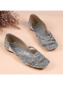 Silver color option, Sold out, Currently selected