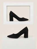Black color option, Sold out, Currently selected