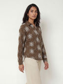 Brown color option, Currently selected