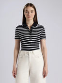 Navy Blue color option, Currently selected