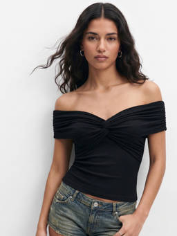 Outzidr - Black Off Shoulder Front Twisted Top