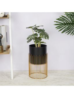 HomeTown - Artiskylar Metal Planter Matt Finish 26 Cm in Black and Gold Colour