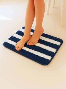 Haus & Kinder - Plush Microfiber Solid Bathmat Blue