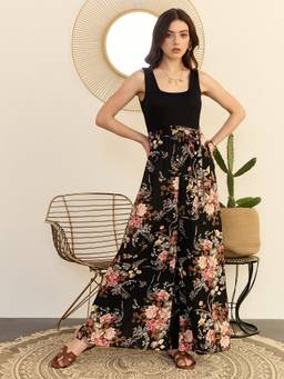 Berrylush - Women's Black Polyester Floral Jumpsuit with Belt