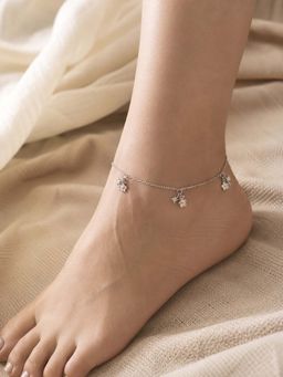 RUHA JEWELS - White Moonflower Whisper Anklet