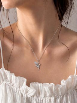 RUHA JEWELS - White Pixie Pearl Pendant Necklace