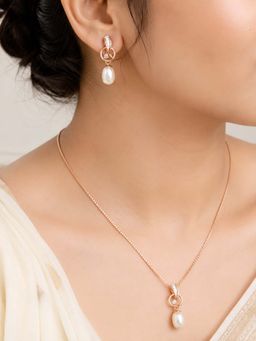 RUHA JEWELS - White Pearl Elan Necklace with Earrings