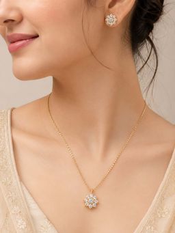RUHA JEWELS - White Rose Bloom Rose Gold Necklace with Earrings