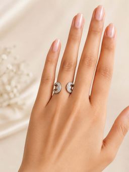 RUHA JEWELS - White Aurelle Open Ring