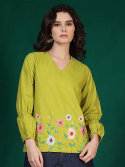FITHUB - Green V-Neck Floral Embroidery Top