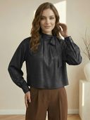 Black color option, Currently selected