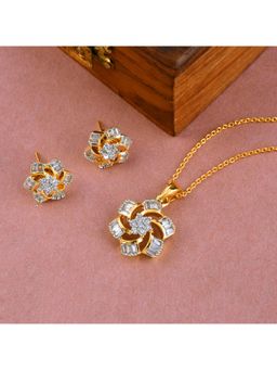 SHILLYN - Lustrous Stardust Diamond Chain Pendant & Earrings