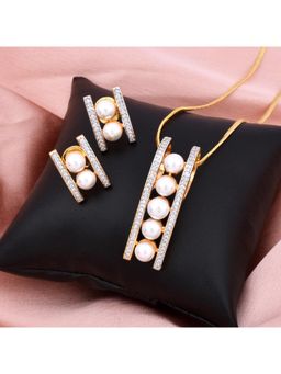 SHILLYN - Royal Luster Pearl Chain Pendant & Earrings