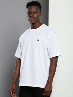 Calvin Klein - Men White Cotton Solid Relaxed Fit T-Shirt