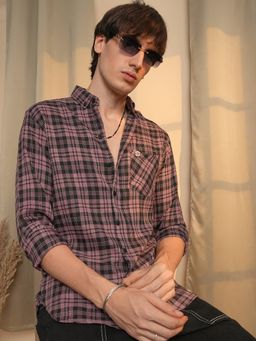 Campus Sutra - Men's Pink Checked Casual Shirt