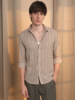 Campus Sutra - Men's Beige Striped Casual Shirt