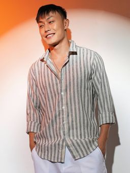 Campus Sutra - Men's Charcoal Grey Heathered-Stripe Casual Shirt