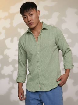 Campus Sutra - Men's Green Spread Collar Casual Shirt