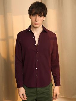 Campus Sutra - Men's Maroon Textured Casual Shirt