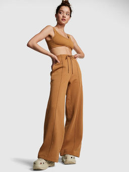 Victoria's Secret - PINK Ivy Fleece Wide-Leg Sweatpants - Brown