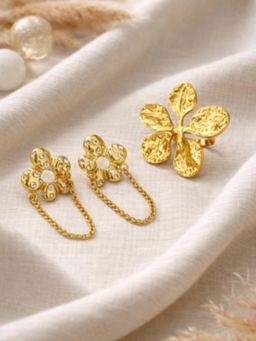 ISHKAARA - Women Golden Foral Earrings and Ring Set