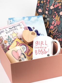 Alicia Souza - The Amazing Birthday Girl Gift Box
