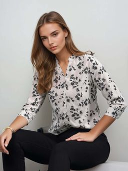 CRIMSOUNE CLUB - Women White Floral Print Mandarin Neck Shirt