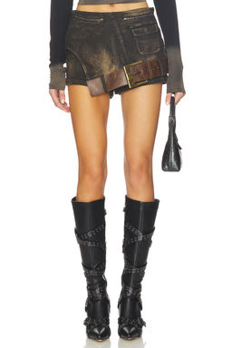 MARRKNULL - Dislocated Belted Short