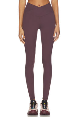 Wellbeing + Beingwell - Flowwell Callista Crossover Legging